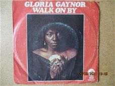 a1732 gloria gaynor - walk on by