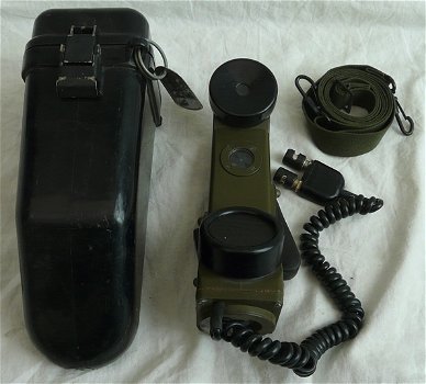 Veld Telefoon / Field Telephone Set, type: TA-1/PT, US Army, met container, jaren'60/'70.(Nr.8) - 0