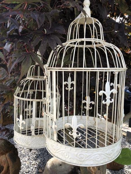 Set mooie ronde witte metalen vogelkooitjes, vogelkooi - nr. 1