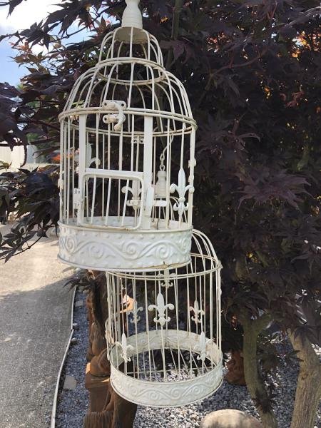 Set mooie ronde witte metalen vogelkooitjes, vogelkooi - Afbeelding 4