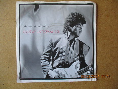 a1989 jesse johnson - love struck - 0