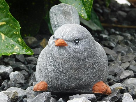Fraai sculptuur van een vogeltje, stenen dierfiguur - mus - 0