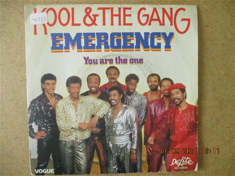 a2103 kool and the gang - emergency - 0