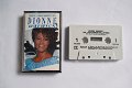 Muziekcassettes: Dionne Warwick - The Love Song Collection - 0 - Thumbnail