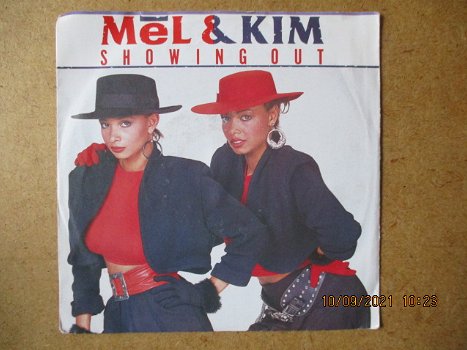 a2402 mel and kim - showing out - 0