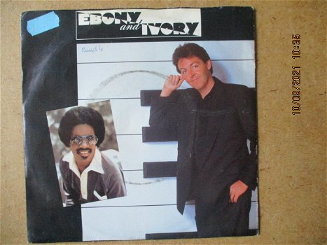 a2498 paul mccartney - ebony and ivory - 0