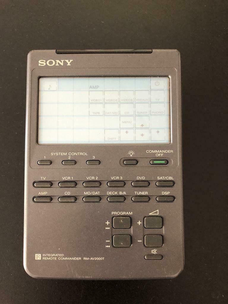 Sony Remote Commander RM-AV2000T moet nagekeken worden - nr. 1