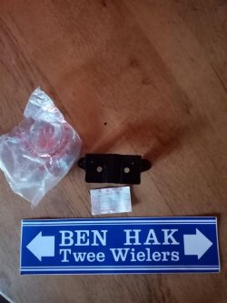Achterspatbord beugel steun Honda MT Origineel NIEUW