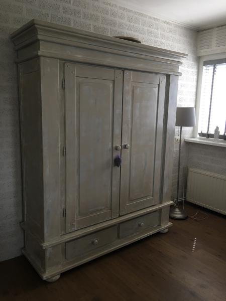 Mooi grote vol eiken buffetkast in white wash-wit. - Afbeelding 6
