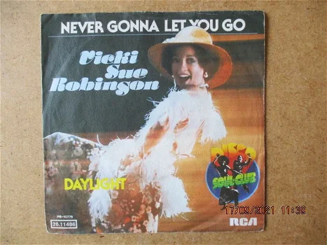 a3041 vicki sue robinson - never gonna let you go - 0