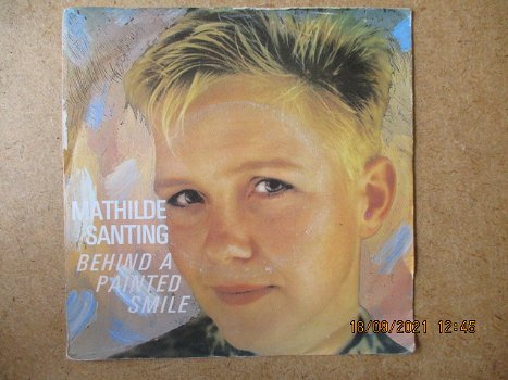 a3242 mathilde santing - behind a painted smile - 0