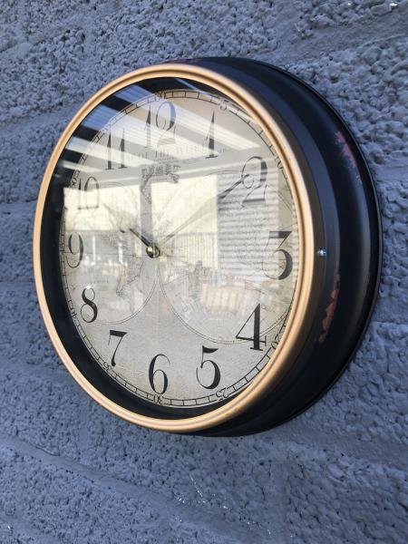 Wandklok in vintage look, klok met 18e-eeuws wereldmot - Afbeelding 2