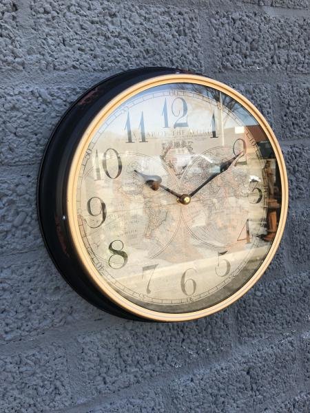 Wandklok in vintage look, klok met 18e-eeuws wereldmot - Afbeelding 3