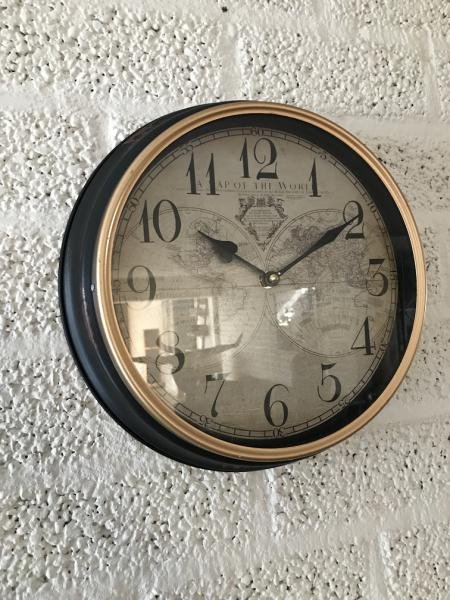 Wandklok in vintage look, klok met 18e-eeuws wereldmot - Afbeelding 7