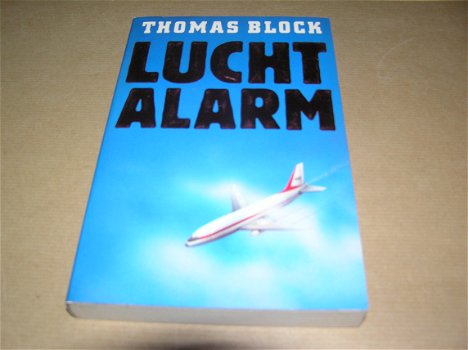 Luchtalarm -Thomas Block - 0