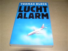 Luchtalarm -Thomas Block