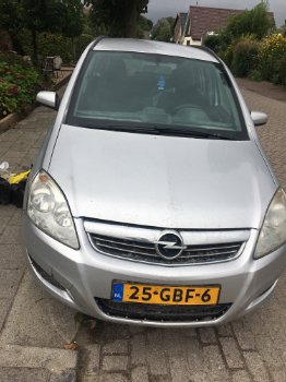 Opel zafira 2008 diesel 2.2 - 5