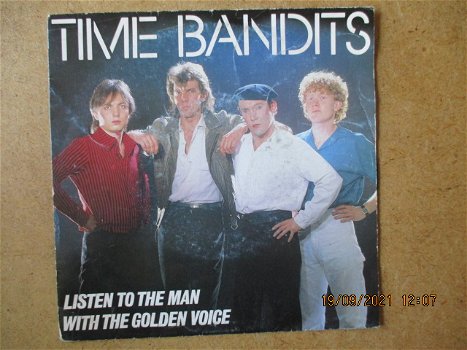 a3637 time bandits - listen to the man with the golden voice - 0