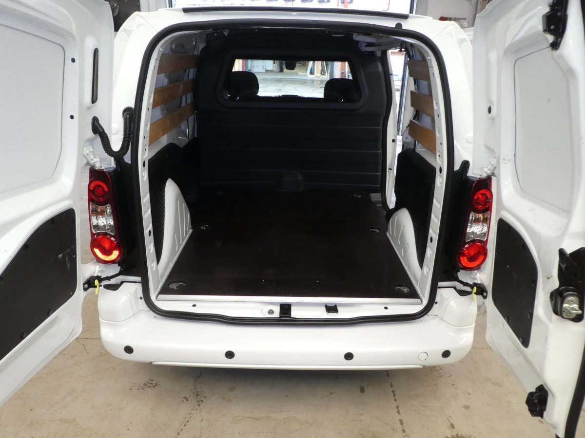 Peugeot Partner Lichte vracht Euro6 118000Km - Afbeelding 3