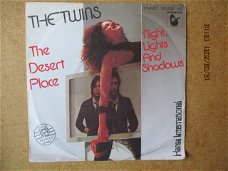 a3711 the twins - the dessert place