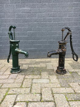 Ouderwetse waterpomp, vol gietijzer, groen-waterpomp - 4