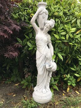 Pwit stenen beeld dame met waterkruikens fontein- vijver - 5