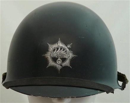 Helm, type: M53 (Troepenhelm), Korps Rijkspolitie, met binnenhelm, 1973.(Nr.1) - 0