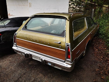 1974 PLYMOUTH FURY SPORT SUBURBAN STATION WAGON - 3