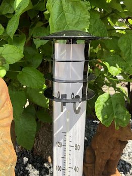 Een zeer forse temperatuur meter -de tuin-termometer - 1