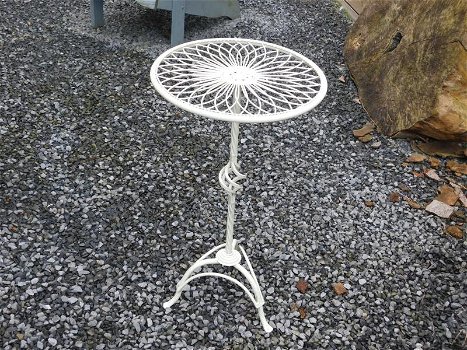 Tafel van smeedijzer, creme wit -tuin tafel -ijzer-tuin deco - 0