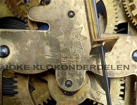 = Uurwerk voor onderdelen = Junghans B 13 =45671 - 4