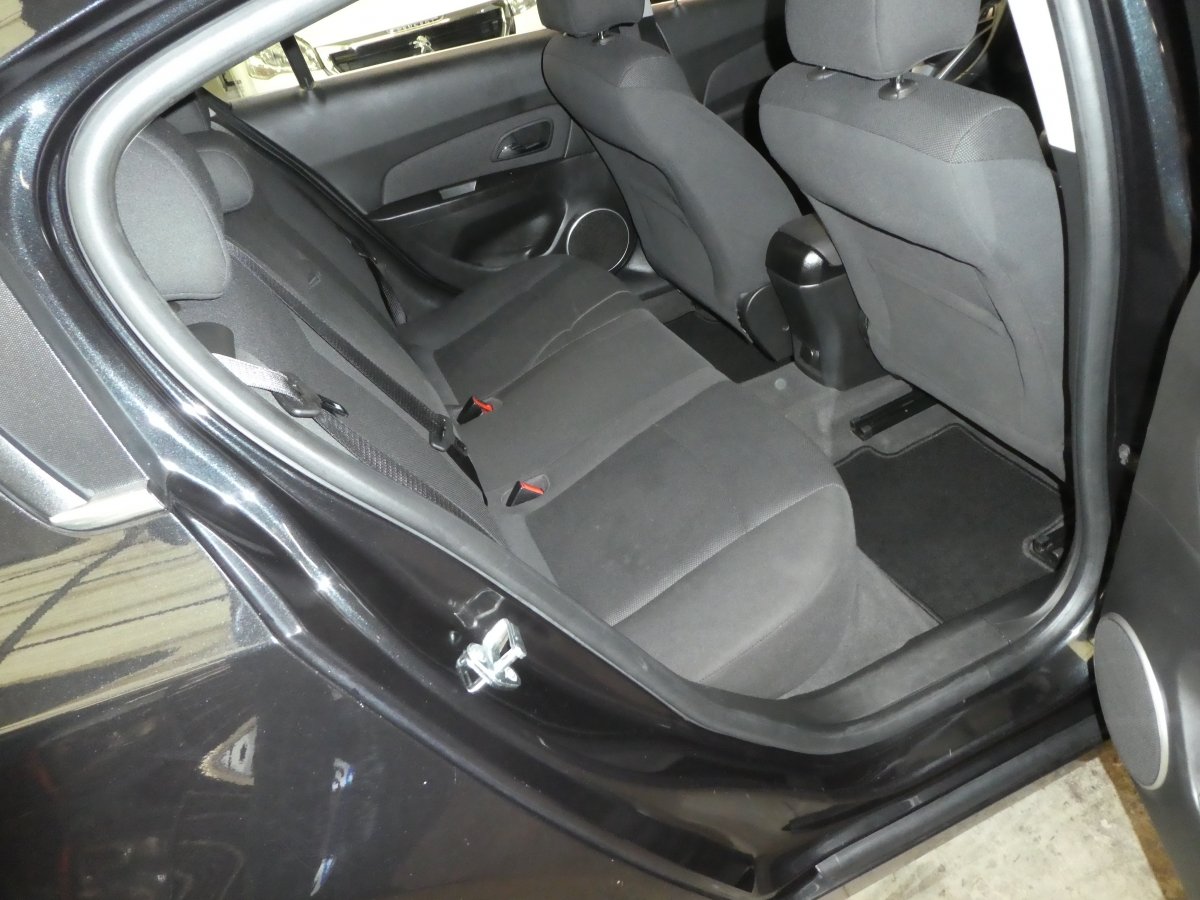Chevrolet Cruze 110000Km - Afbeelding 4