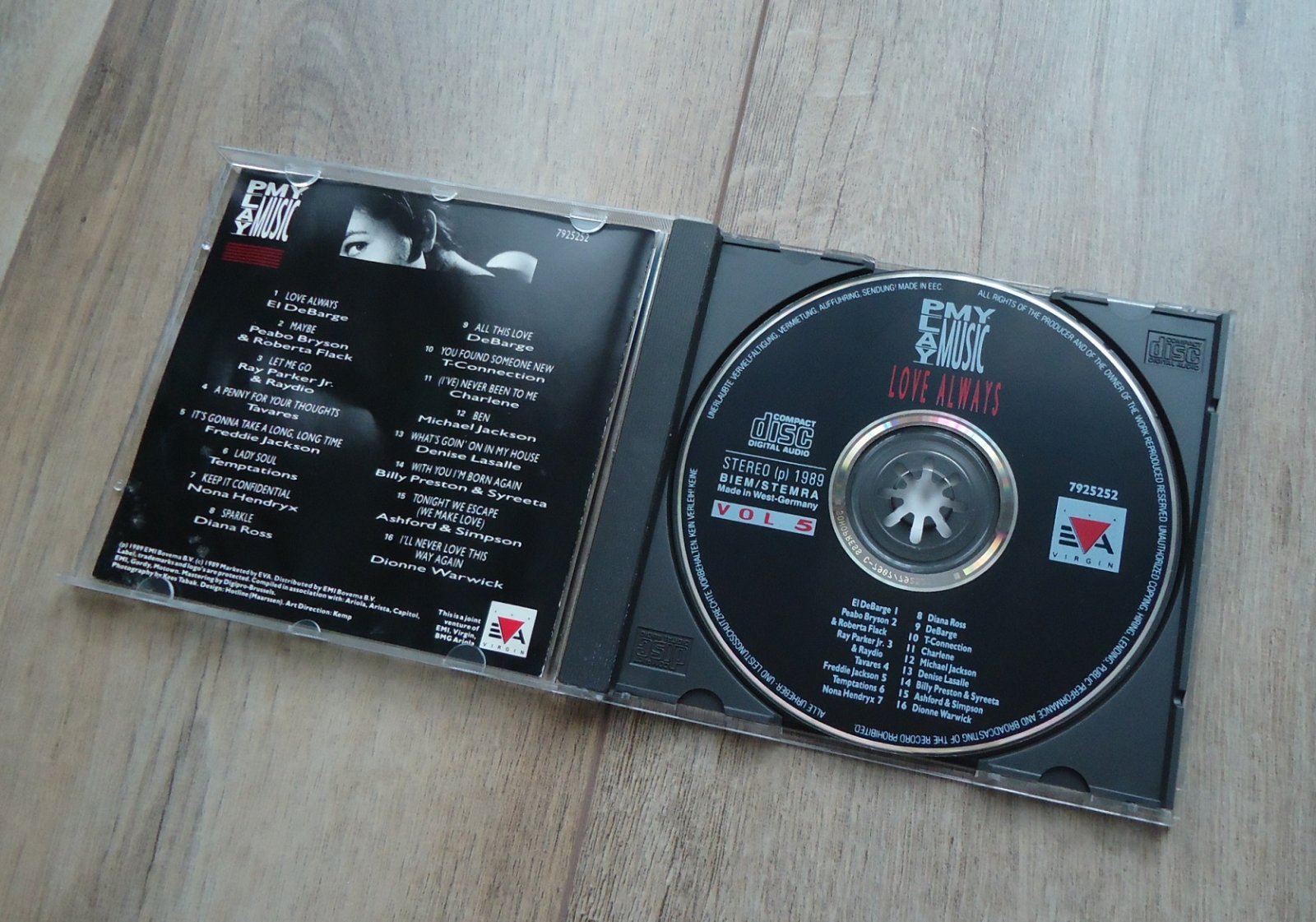 Originele verzamel-CD Play My Music Volume 5: Love Always. - Afbeelding 3