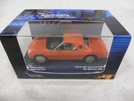 1:43 Minichamps 045132 Ford 2003 Thunderbird James Bond 007 'Die Another Day' - 0