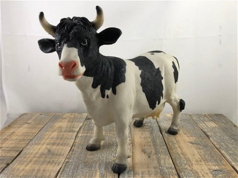 Mooie polystone sculptuur van een koe,-koe -deco-kado - 1