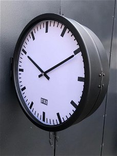 Prachtige industriële dubbel zijdige klok , zwart.klok