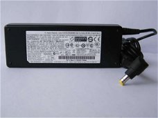 Adaptador de corriente para portatil Panasonic CF-AA5713AM2