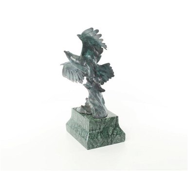 Een bronzen beeld-adelaar die vliegt-adelaar-brons-beeld - 3