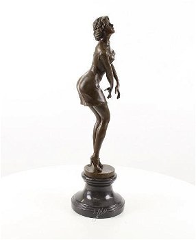 dame-brons beeld- peinzende vrouw-beeld-brons - 5