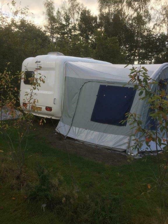 Mooie Karsten oppompbare voortent omloop ca 825 cm - Afbeelding 2
