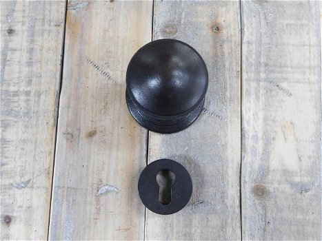 1 deurknop met rozet, van antieke ijzer, zwart-beslag - 3