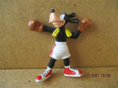 ad0331 goofy poppetje 2 - 0