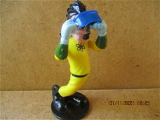 ad0348 goofy poppetje 18