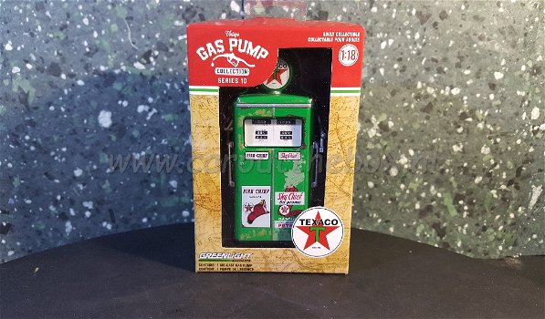 FIRE CHIEF gasoline gas pump 1:18 Greenlight - 2