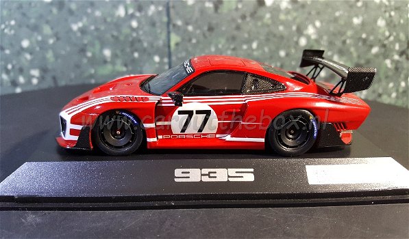 Porsche 935 Salzburg Resin #77 1:43 Spark - 0