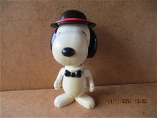 ad0753 snoopy poppetje 8