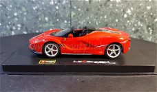 Ferrari LaFerrari aparta rood 1:43 Bburago