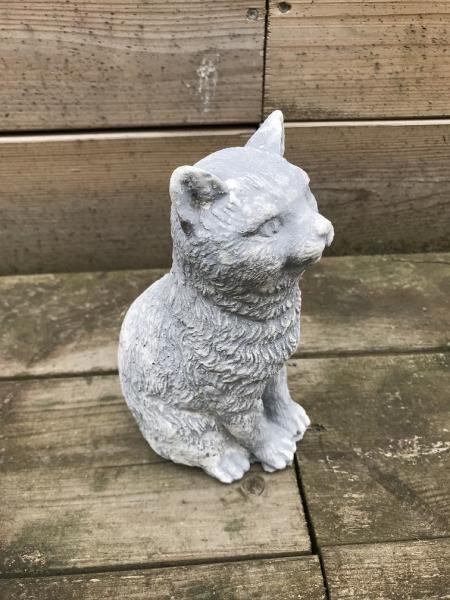 Een mooie zittende poes, gemaakt van steen,-kat-poes - Afbeelding 7