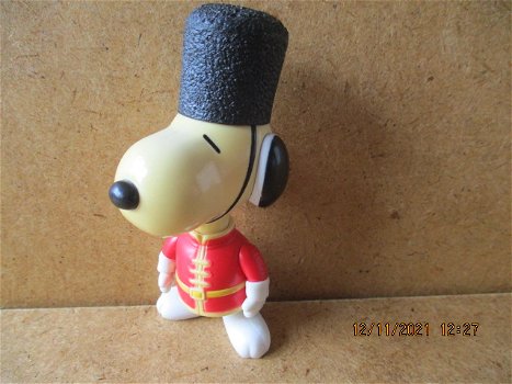 ad0786 snoopy poppetje 32 - 0