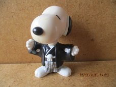 ad0790 snoopy poppetje 36